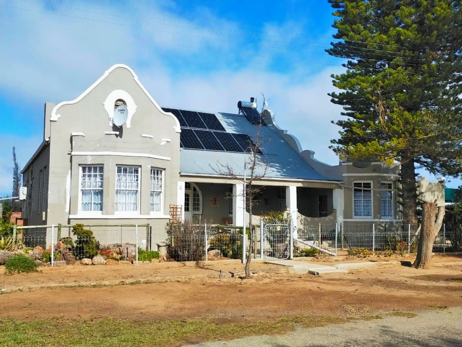 3 Bedroom Property for Sale in Steytlerville Eastern Cape